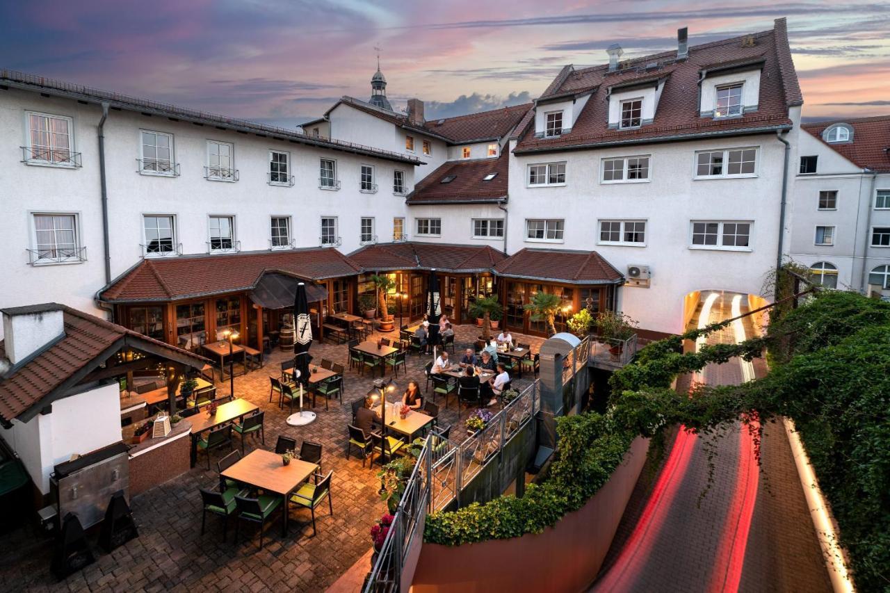 Hotel Reussischer Hof Schmolln  Bagian luar foto